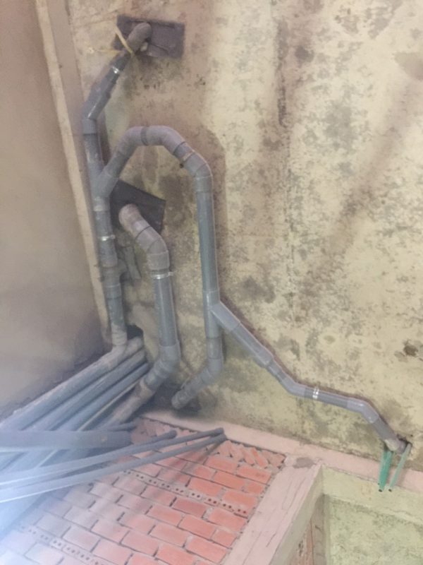 lắp đặt đường ống nước trong nhà